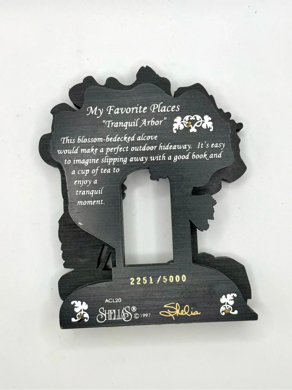 Vintage 1997 Sheila’s Collectibles “My Favorite Place”